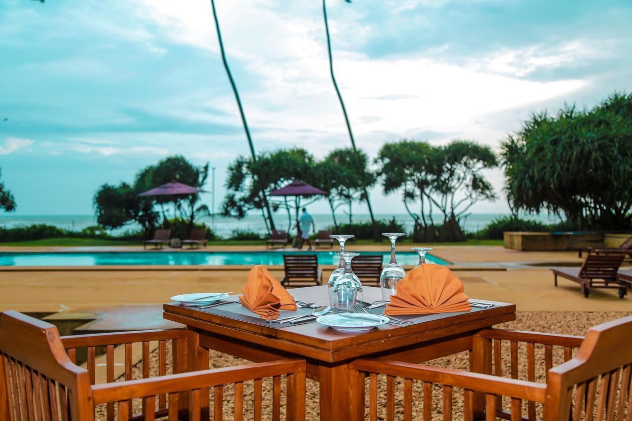 Grand Beach Wadduwa Zewnętrze zdjęcie